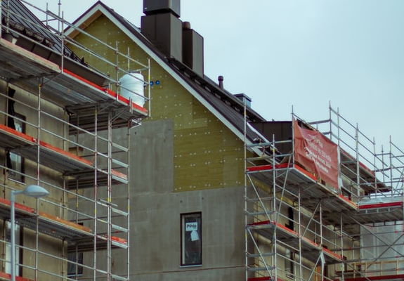 Baurecht, Gerüst auf einer Baustelle